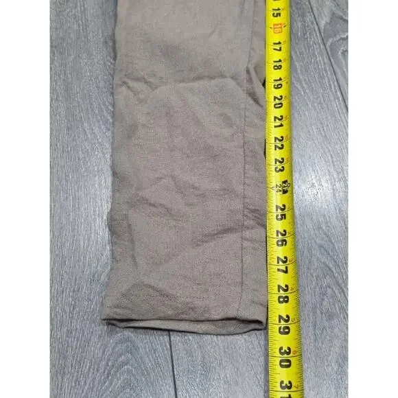 Gucci Slim Fit mid Rise Ankle pull on Pants Women Beige Medium A004225 - Picture 2 of 10